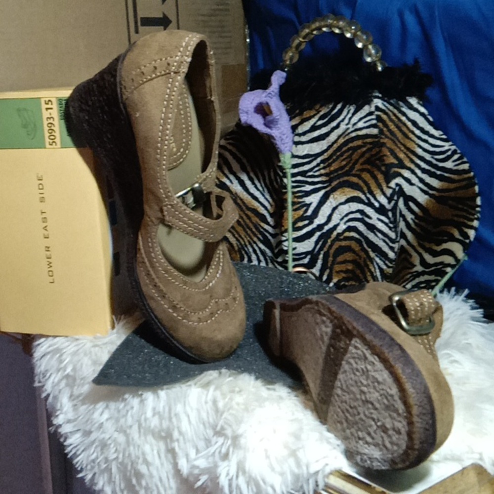 NWT Mary jane - Picture 3 of 4